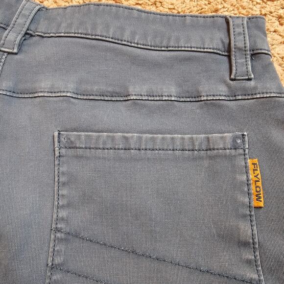 Flylow Habitat Shorts Mens L Blue Gray Chino Outdoor Casual Lightweight Hiking - Picture 8 of 10